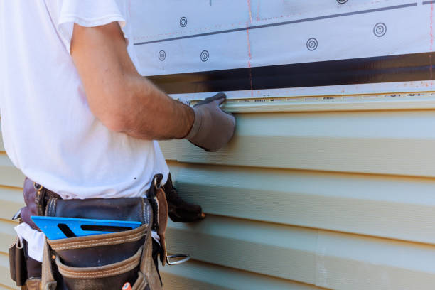 Trusted Emergency Siding Repair service in Centerville, IN - Creative Siding